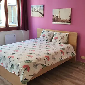 Chez Esmara Et Philippe Fourche , Bruxelas Bélgica