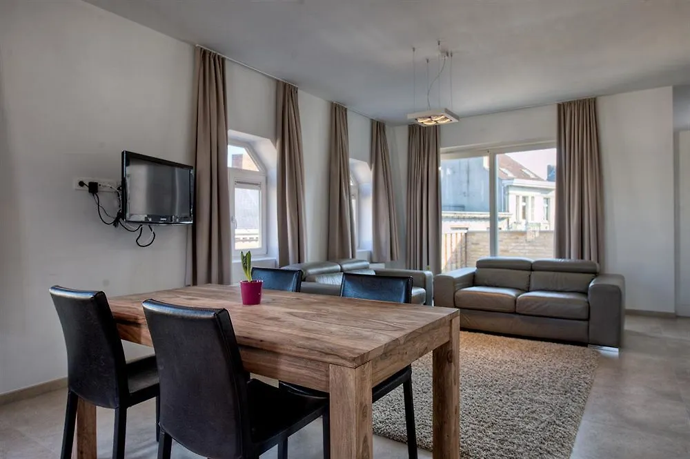 Place 2 Stay Gent Lejlighed