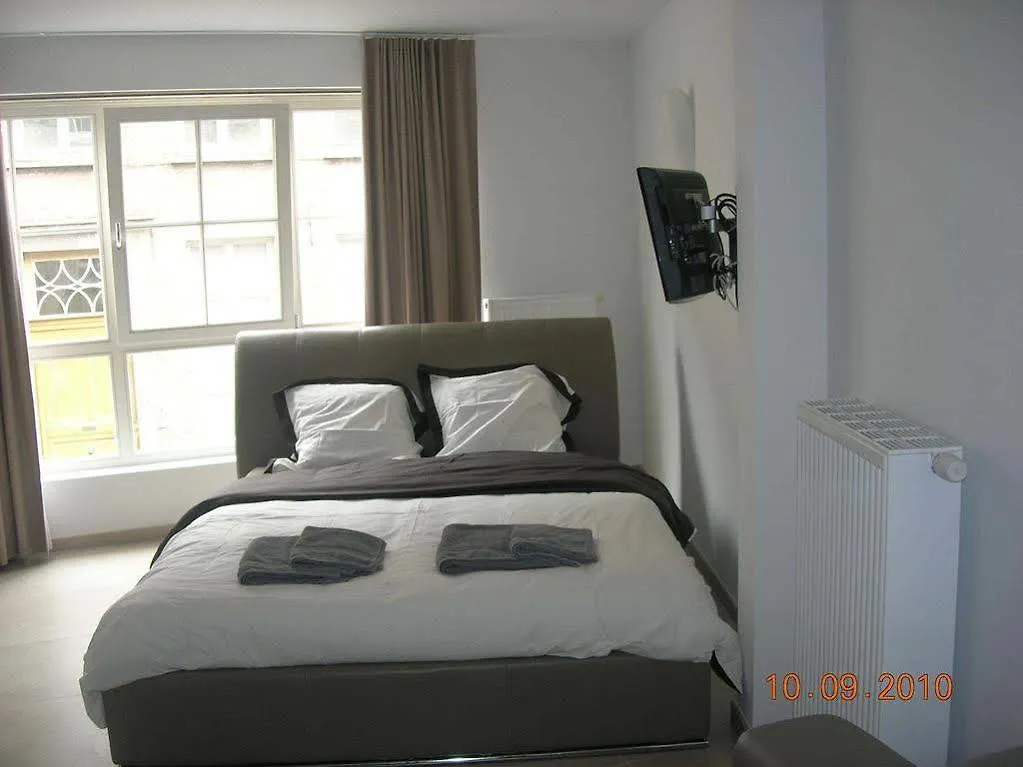 Place 2 Stay Gent Lejlighed